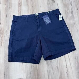NWT Gap Girlfriend Chino Shorts in Navy Blue Classic coastal Cotton blend